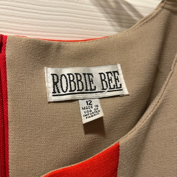 EUC ROBBIE BEE DRESS - Picture 2 of 8